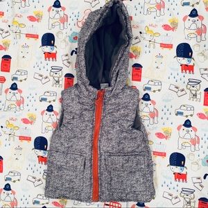 Toddler hooded puffer vest